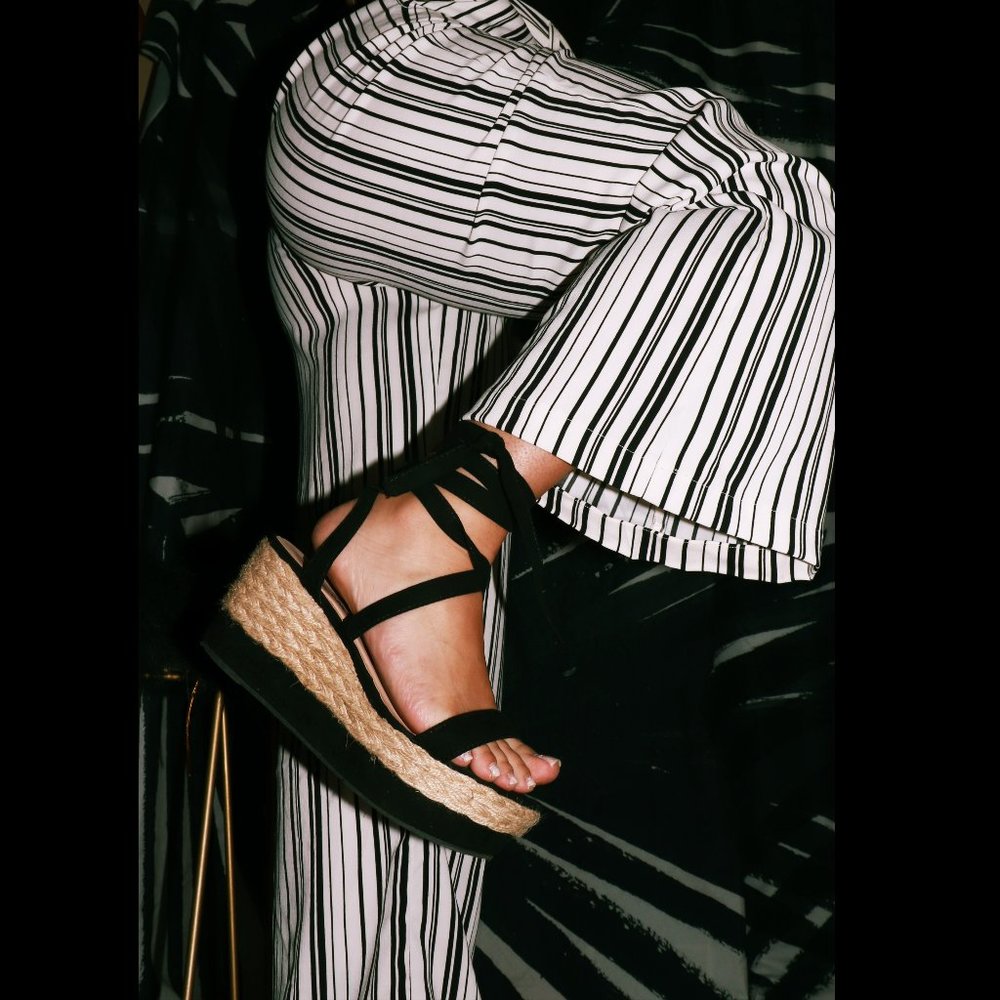 🌹STEAL!! FASHION NOVA ESPADRILLES 🌹